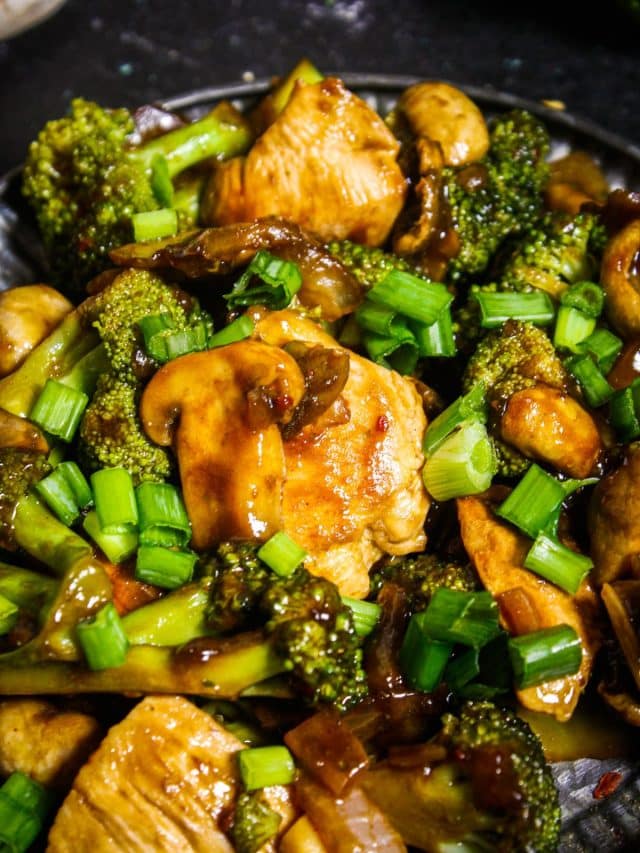 Chicken Broccoli Stir Fry - My Dainty Soul Curry