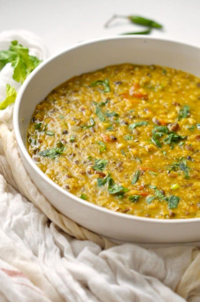 Spicy Indian Urad Dal Recipe - My Dainty Soul Curry