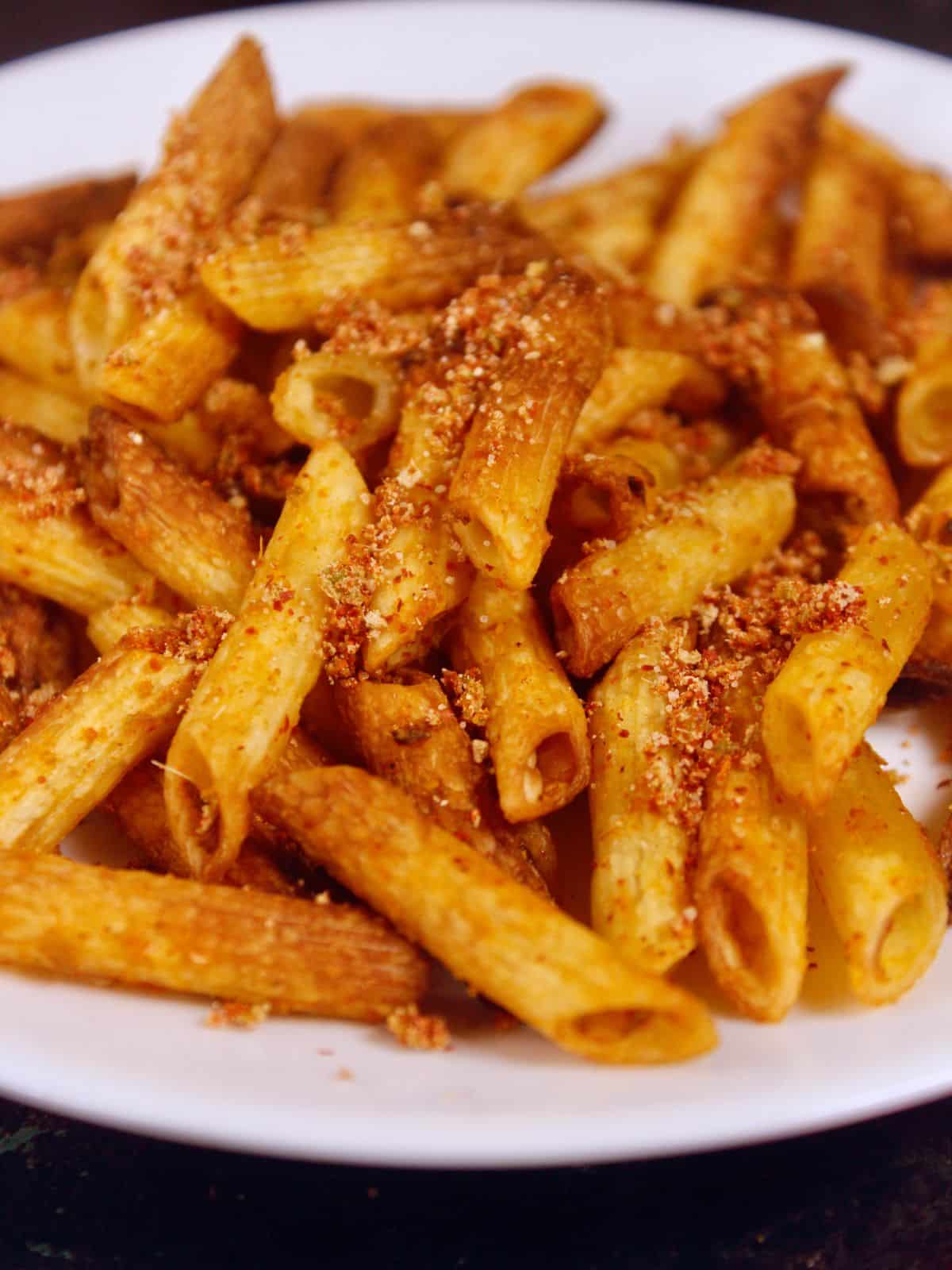 zoom in image of air fried pasta chips